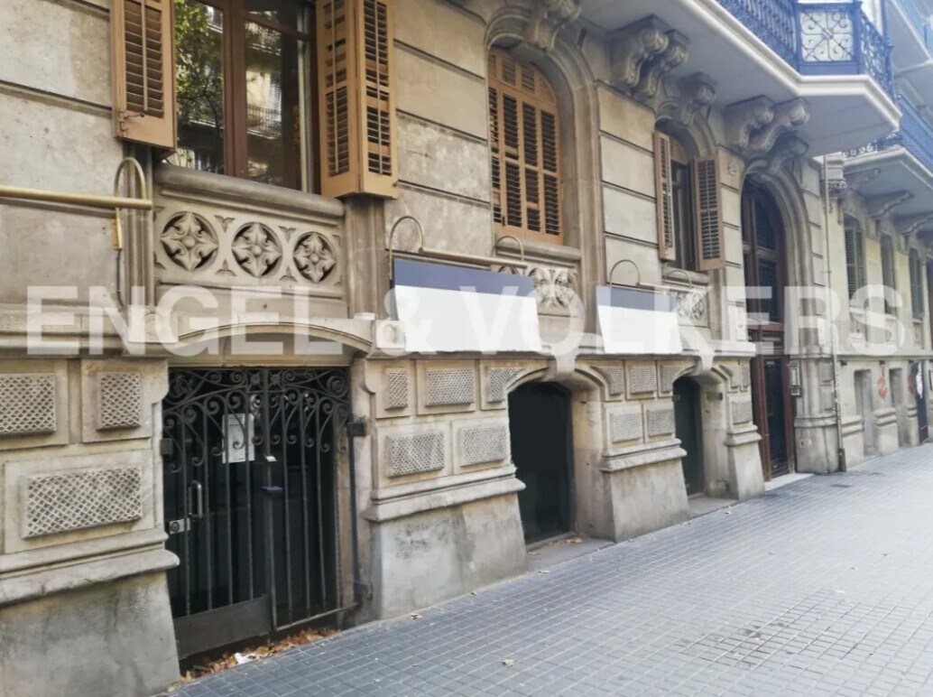 Local commercial dans Barcelone, Barcelona à louer Photo intérieure– Image 1 sur 5