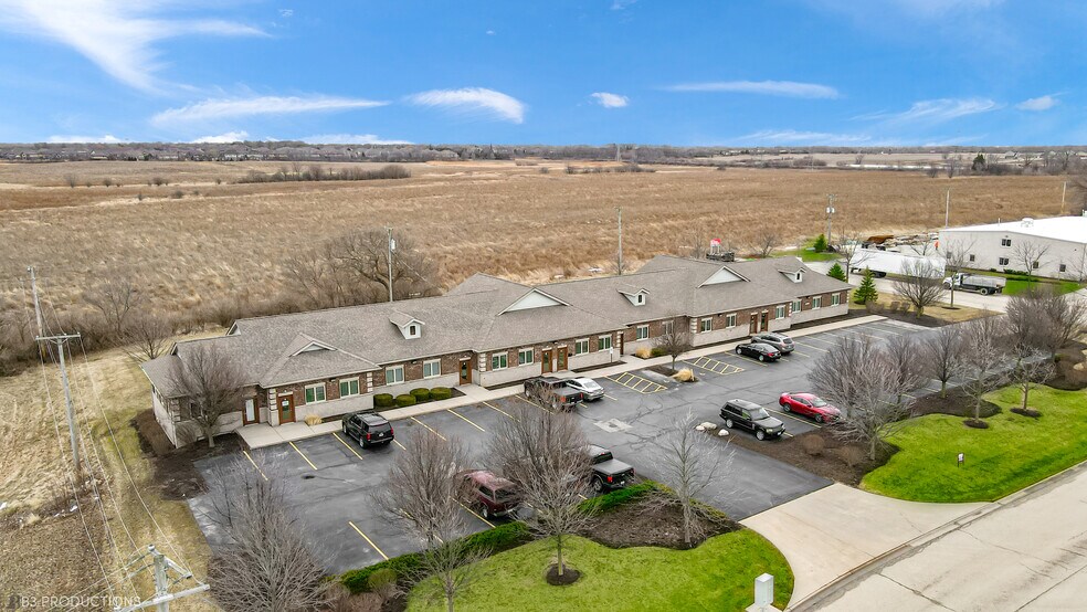 12410 W Horseshoe Dr, New Lenox, IL à louer - Photo de l’immeuble – Image 2 sur 3