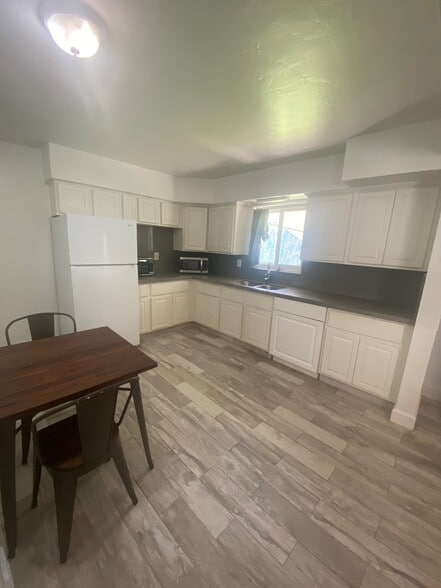 101-107 Tacoma Ln, West Palm Beach, FL à louer - Photo intérieure – Image 3 sur 66
