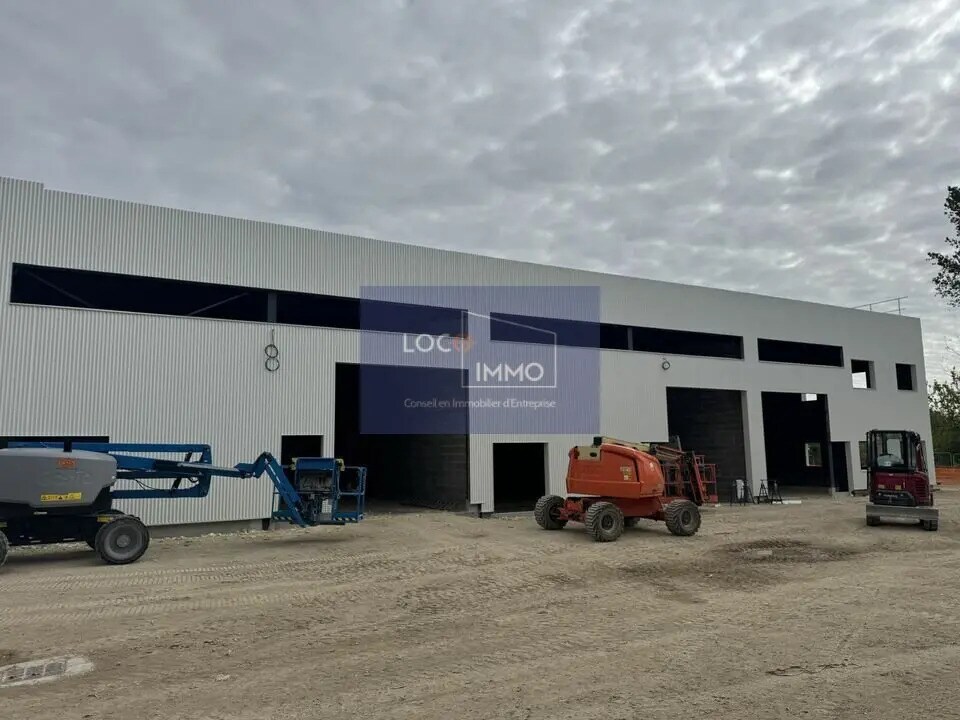 Local d'activités dans Carbon-Blanc à vendre Photo de l’immeuble– Image 1 sur 11