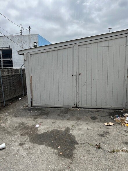 61 W 16th St, Merced, CA à vendre - Photo de l’immeuble – Image 3 sur 4