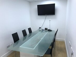 8 Madeira Ave, Leigh On Sea à louer Photo intérieure– Image 2 sur 4