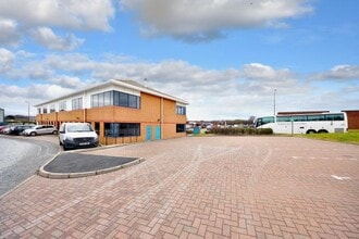 1A Westerton Rd, Broxburn à louer Photo de l’immeuble– Image 2 sur 7