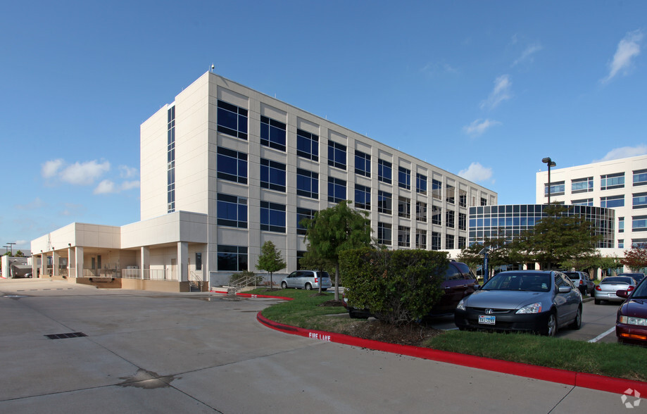 1120 Business Center Dr, Houston, TX à louer - Photo principale – Image 1 sur 2