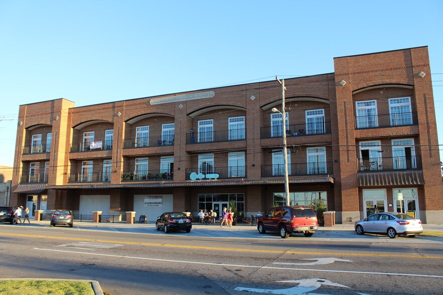 2531 University Blvd, Tuscaloosa, AL à vendre - Photo de l’immeuble – Image 2 sur 2