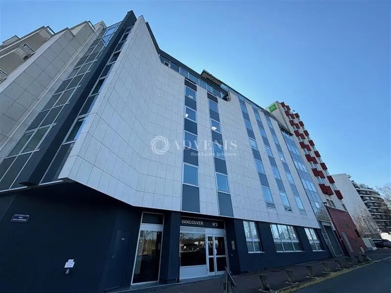Bureau dans Joinville-le-Pont à louer - Photo de l’immeuble – Image 1 sur 6