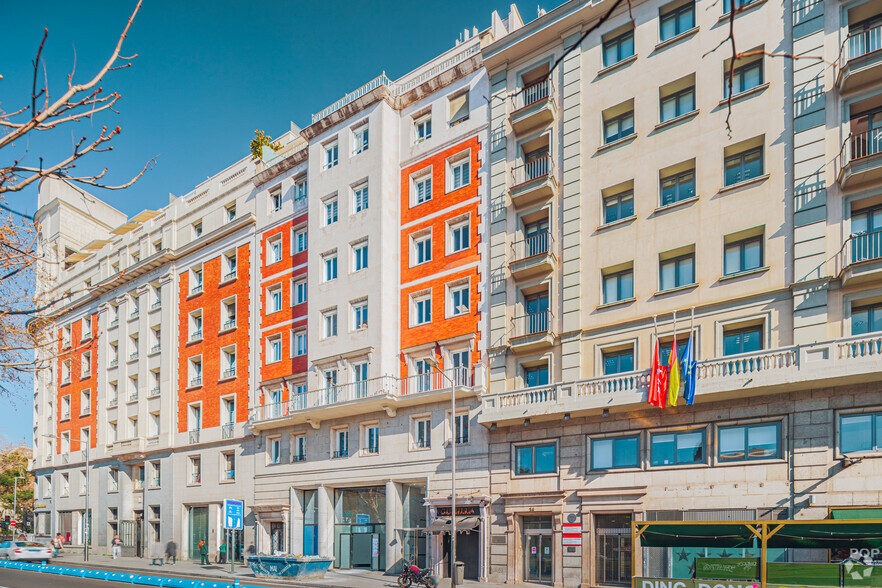 Paseo de Recoletos, 16, Madrid, Madrid à louer - Photo de l’immeuble – Image 3 sur 3