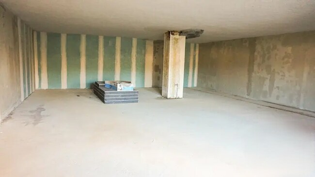 Plus de détails pour Bureau à vendre