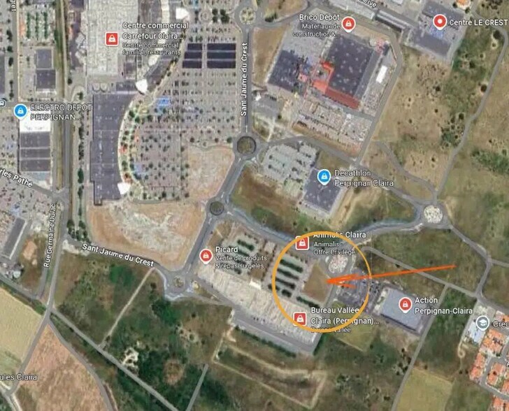 Local commercial dans Claira à louer - Photo de l’immeuble – Image 3 sur 8