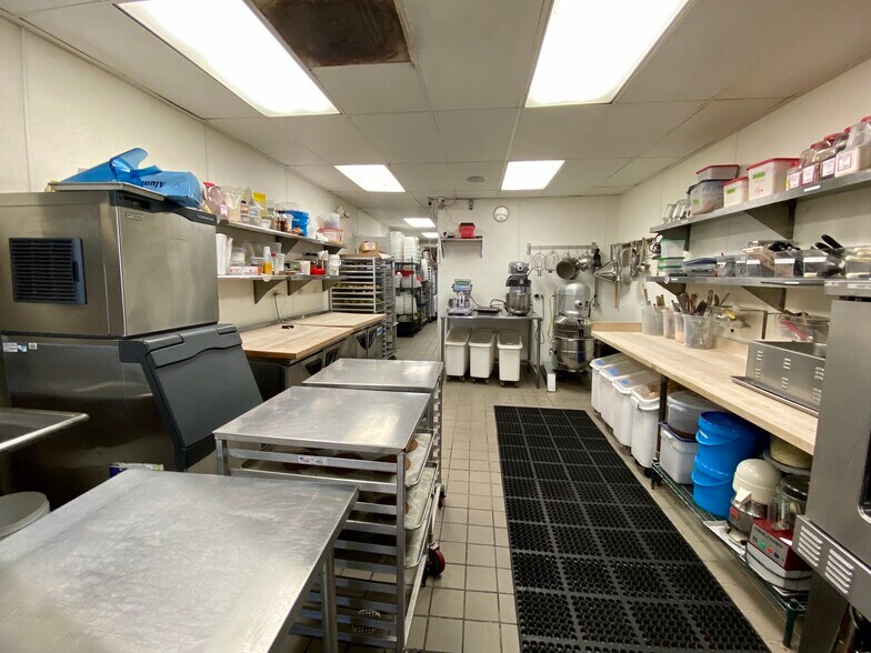 826 Pico Blvd, Santa Monica, CA à vendre - Photo intérieure – Image 3 sur 48
