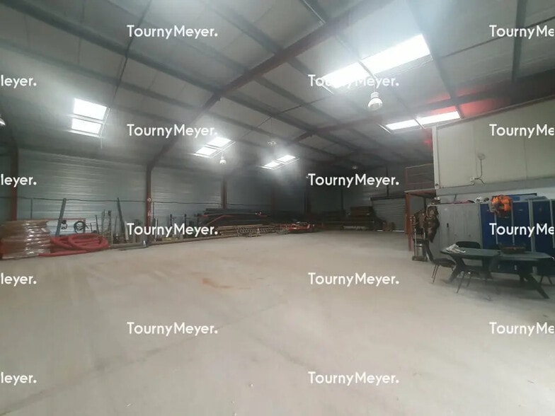 Bureau dans Bassens à louer - Photo de l’immeuble – Image 3 sur 7