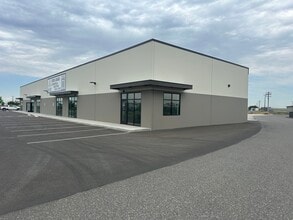 2201 Commercial Ave, Pasco, WA à louer Photo de l’immeuble– Image 2 sur 5