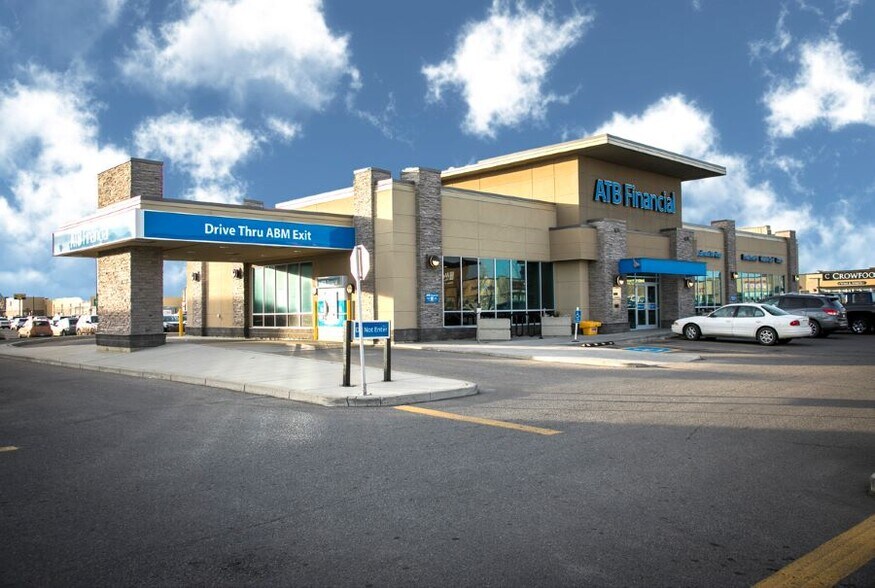 100 Ranch Market, Strathmore, AB à louer - Photo de l’immeuble – Image 3 sur 27