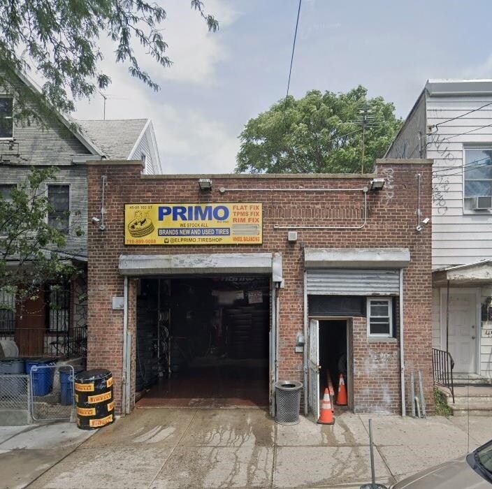 4505 102nd St, Corona, NY à vendre Photo principale– Image 1 sur 2