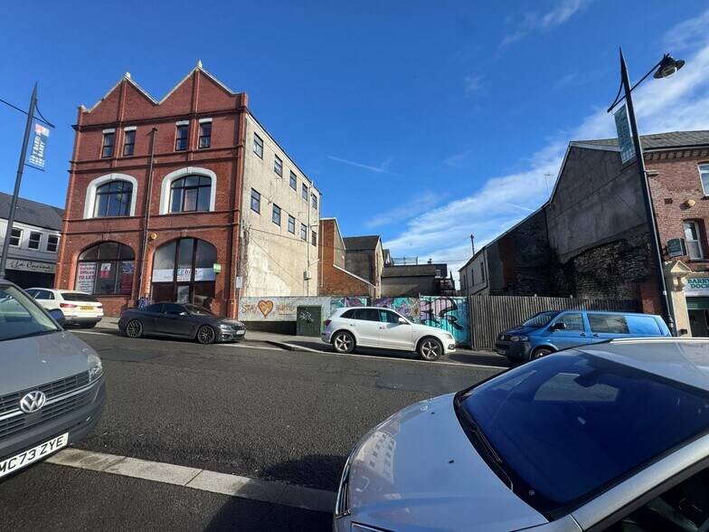 50 Holton Rd, Barry à vendre - Photo de l’immeuble – Image 2 sur 3
