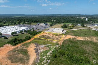 Walmart-Anchored Shovel Ready 1 Acre Parcel - Immobilier d'entreprise