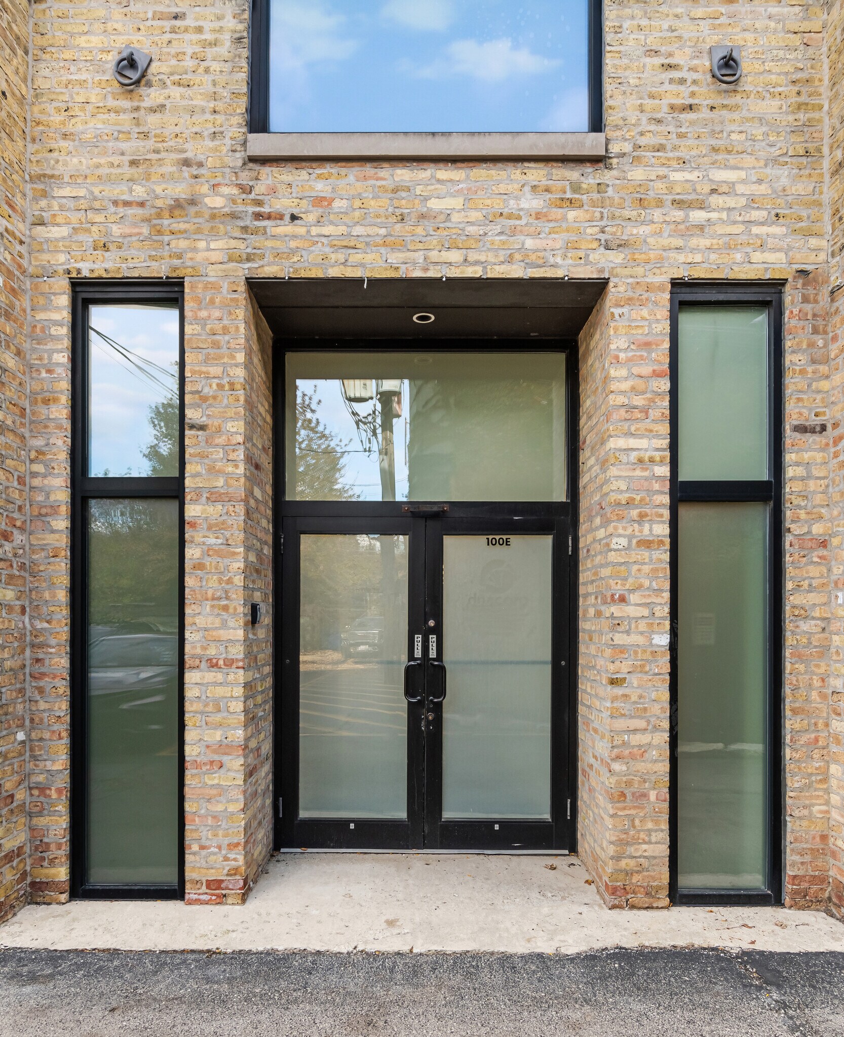 1046 W Kinzie St, Chicago, IL à louer Photo intérieure– Image 1 sur 9