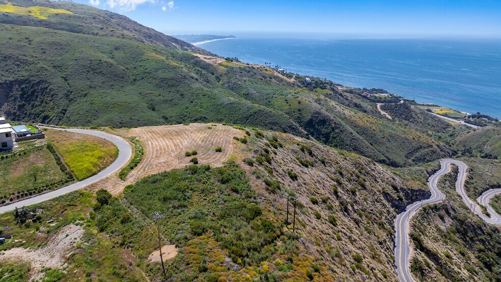 4200/4250/4330 Decker Edison Road, Malibu, CA à vendre - Photo de l’immeuble – Image 2 sur 25