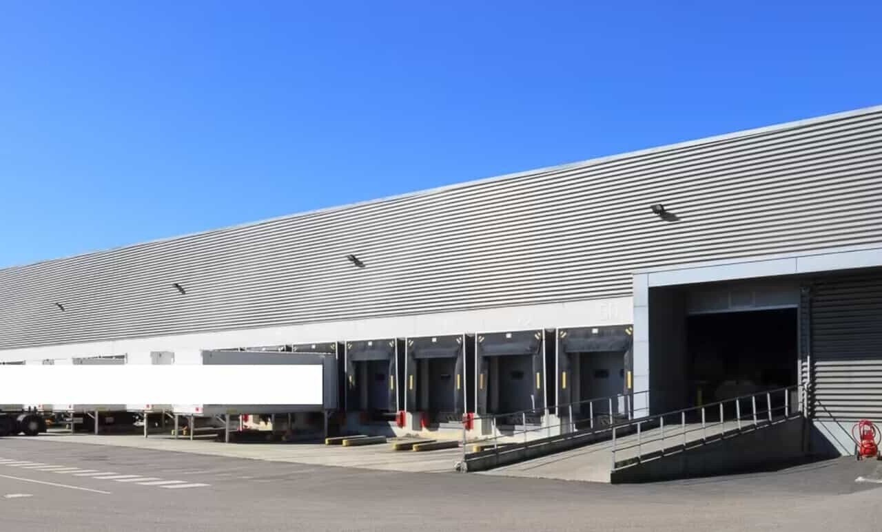 Industriel/Logistique dans Gennevilliers à louer Photo de l’immeuble– Image 1 sur 6