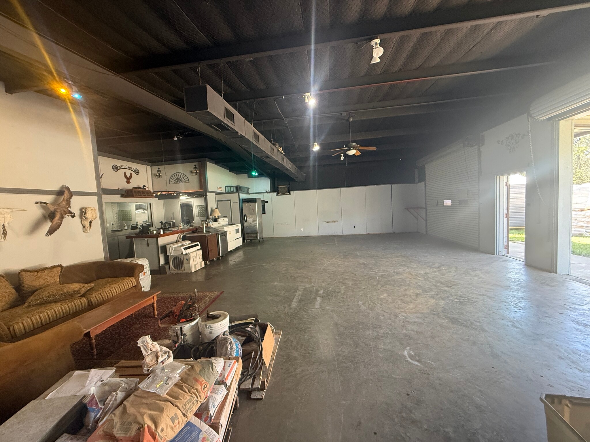 8212 N State Highway 19, Trinity, TX à louer Photo intérieure– Image 1 sur 3