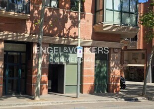 Bureaux/Local commercial dans Barcelone, Barcelona à louer Photo intérieure– Image 2 sur 19