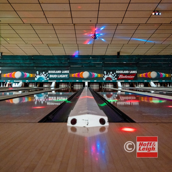 26383 Broadway Ave, Bedford, OH à vendre - Photo de l’immeuble – Image 3 sur 12