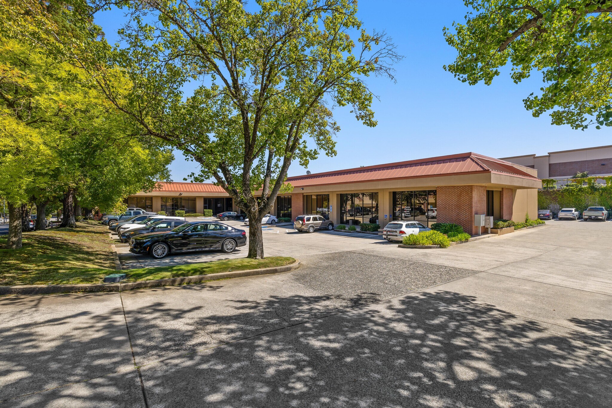 11930 Heritage Oak Pl, Auburn, CA à louer Photo principale– Image 1 sur 10