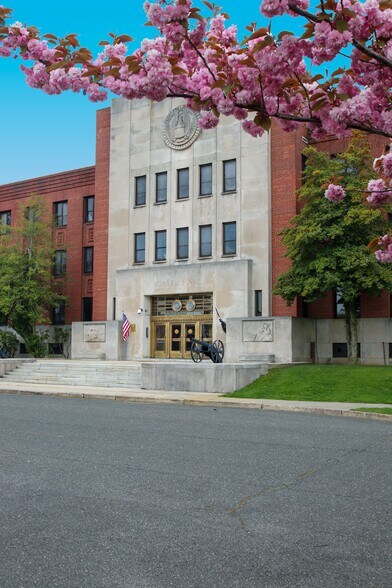 1000 Sanger Ave, Oceanport, NJ à louer - Photo de l’immeuble – Image 2 sur 8