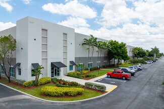 Plus de détails pour 10201 NW 112th Ave, Medley, FL - Industriel/Logistique à louer
