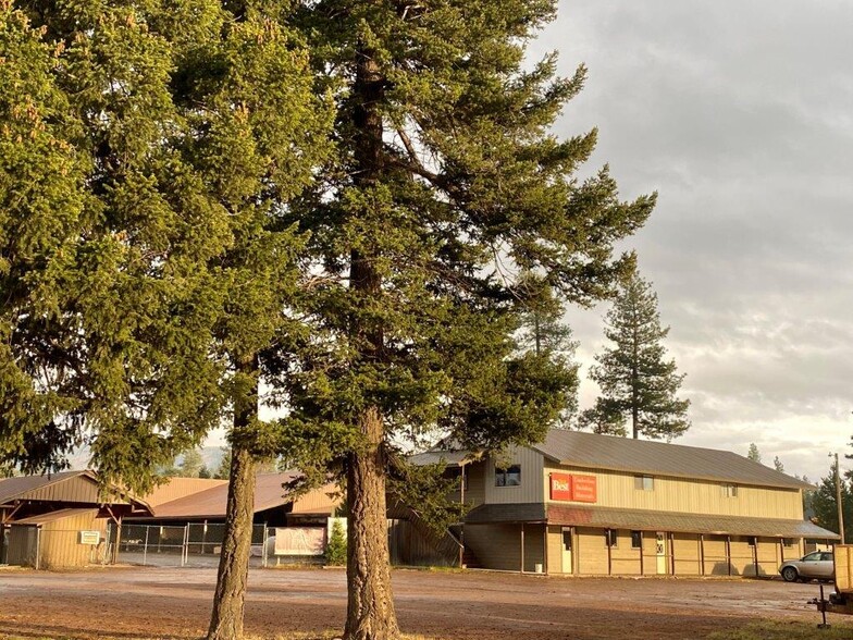 3096 Highway 83, Seeley Lake, MT à vendre - Photo de l’immeuble – Image 1 sur 3