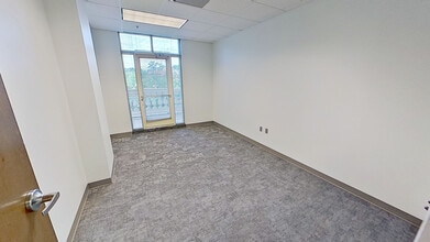 7930 W Kenton Cir, Huntersville, NC à louer Photo de l’immeuble– Image 1 sur 4