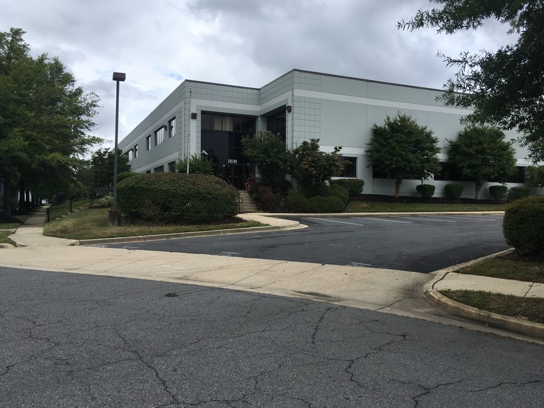 12101-12119 Indian Creek Ct, Beltsville, MD à louer - Photo de l’immeuble – Image 3 sur 4