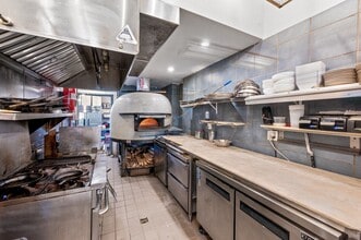 1022 Cortelyou Rd, Brooklyn, NY à louer Photo intérieure– Image 2 sur 3