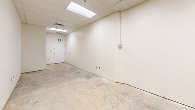 320 Queen St, Ottawa, ON à louer Photo intérieure– Image 2 sur 3