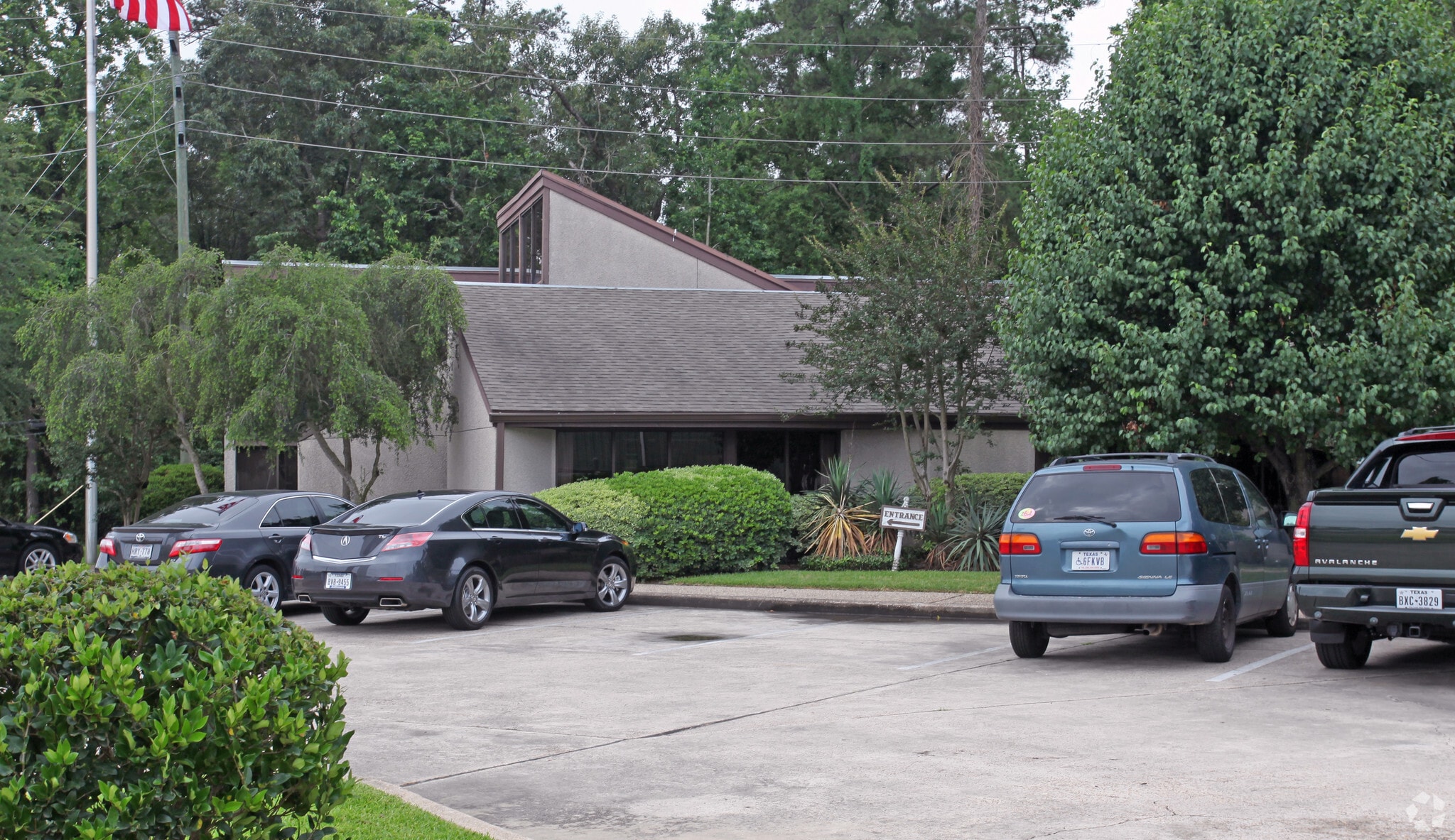 18935 N I-45, Spring, TX à louer Photo principale– Image 1 sur 4