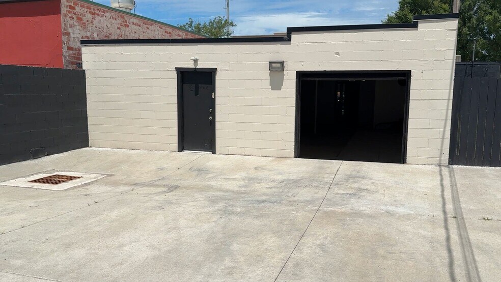 127 SE 3rd St, Lees Summit, MO à louer - Vidéo sur l’annonce professionnelle – Image 2 sur 16
