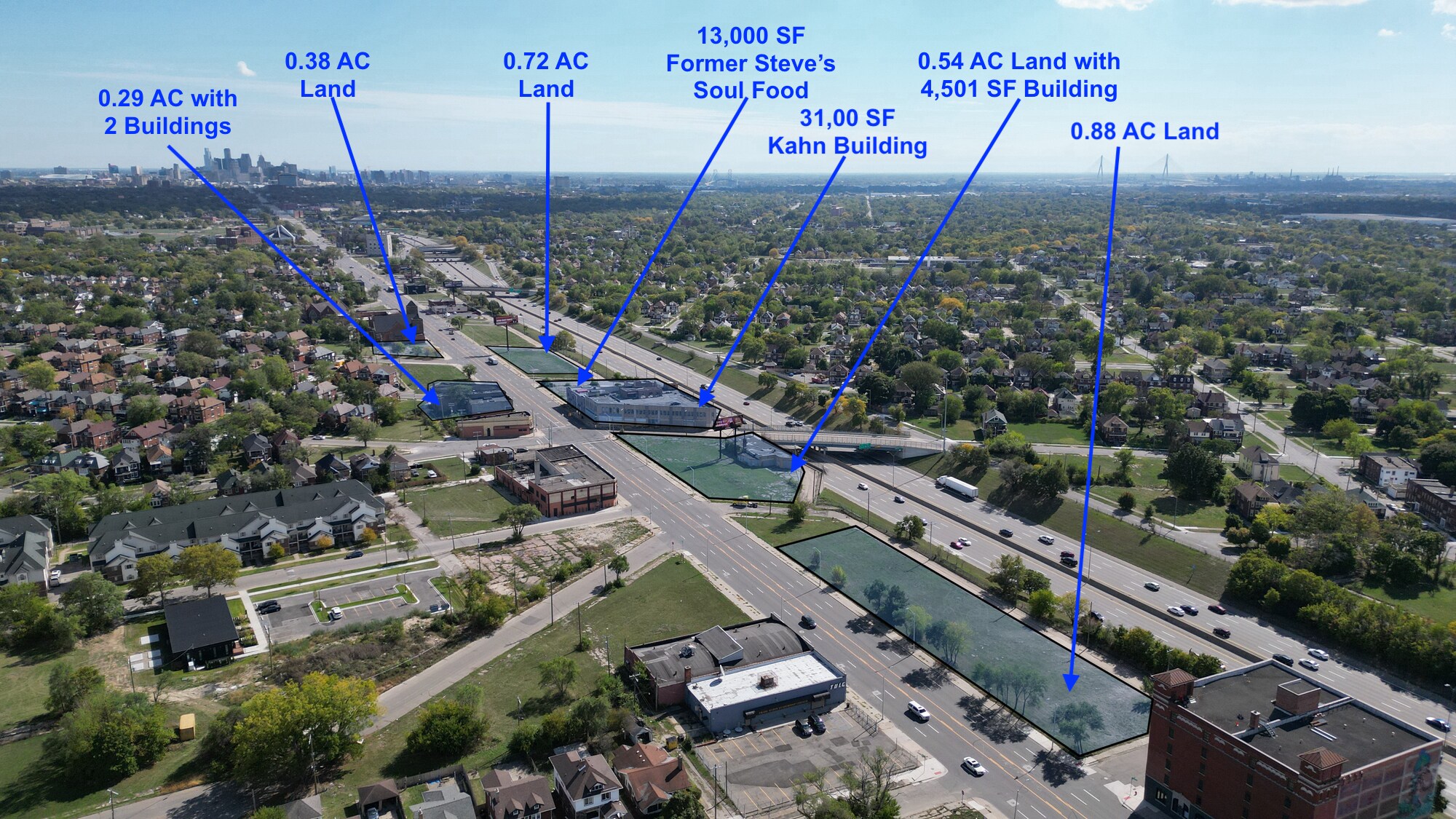 Grand River Marketplace Campus Portfolio portefeuille de 7 biens à vendre sur LoopNet.fr Photo de l’immeuble– Image 1 sur 48