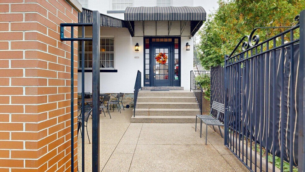 5701 Bryant St, Pittsburgh, PA à vendre - Photo de l’immeuble – Image 2 sur 12