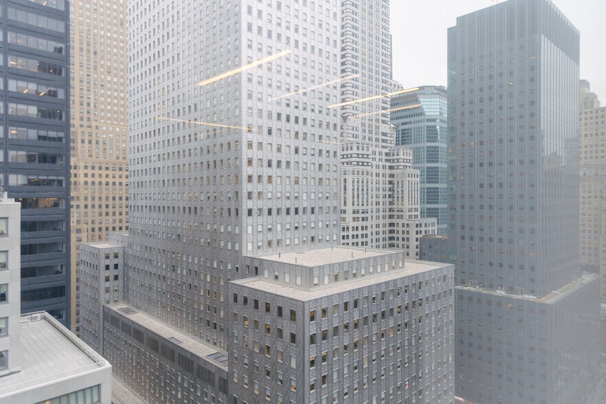 633 Third Ave, New York, NY à vendre - Photo de l’immeuble – Image 2 sur 10