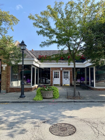 21-25 W Saint Charles Rd, Lombard, IL à louer - Photo de l’immeuble – Image 2 sur 9