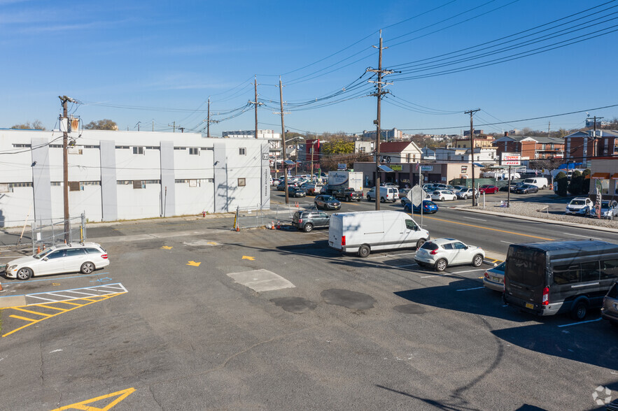 2001 42nd St, North Bergen, NJ à louer - Photo de l’immeuble – Image 3 sur 4