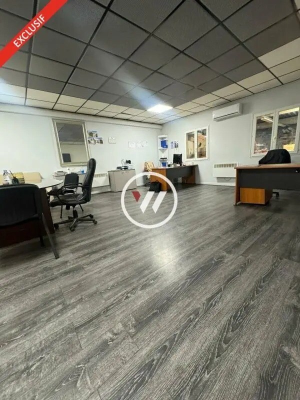 Plus de détails pour Local d’activités à vendre