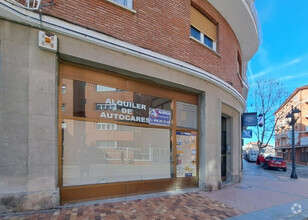 Local commercial dans Ávila, Ávila à louer Photo intérieure– Image 1 sur 2