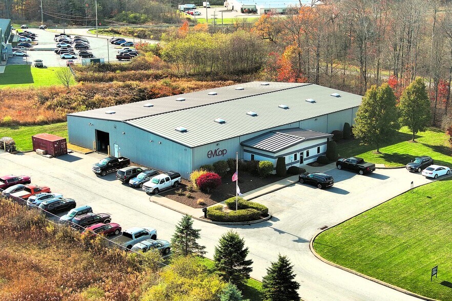 180 Jim Edwards Dr, Johnstown, PA à vendre - Photo principale – Image 1 sur 4