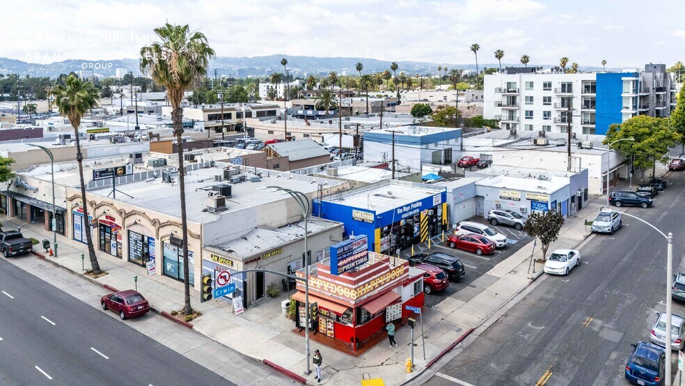 6231 Van Nuys Blvd, Van Nuys, CA à vendre - Photo de l’immeuble – Image 3 sur 11