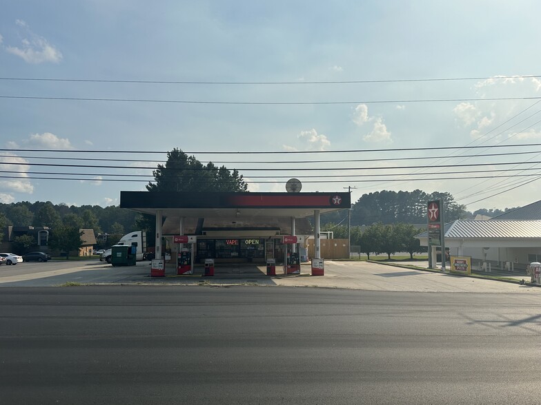 144 N Hills St, Meridian, MS à louer - Photo de l’immeuble – Image 2 sur 3