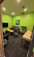 75 E Pine St, Zionsville, IN à louer Photo intérieure– Image 2 sur 4