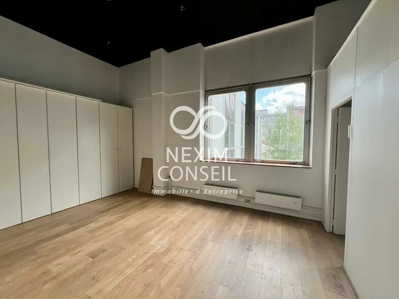 Bureau dans Levallois-Perret à louer - Photo de l’immeuble – Image 2 sur 10
