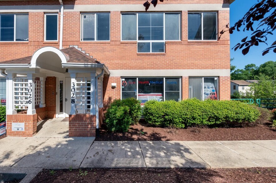 3000-3048 Mitchellville Rd, Bowie, MD à vendre - Photo de l’immeuble – Image 2 sur 7