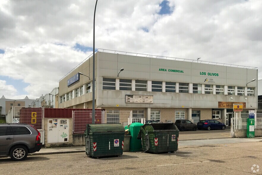 Calle Del Empleo, 28, Getafe, Madrid à vendre - Photo de l’immeuble – Image 3 sur 3